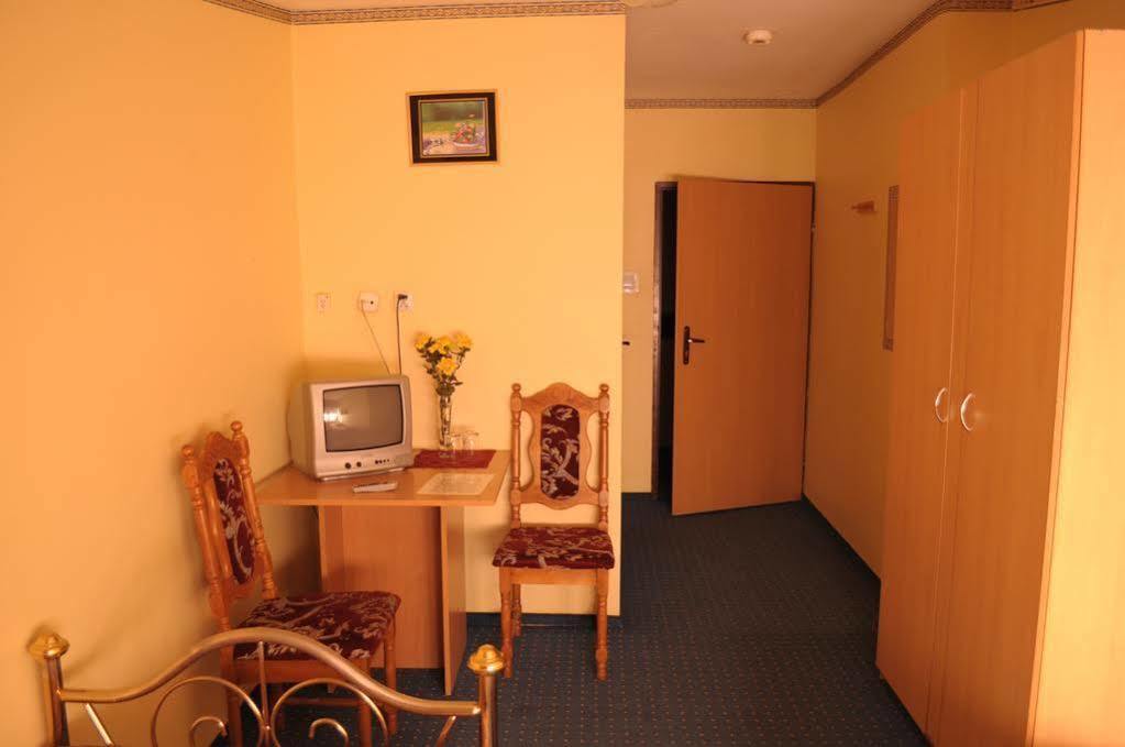 Gosciniec Silver Stary Toruń Exterior foto
